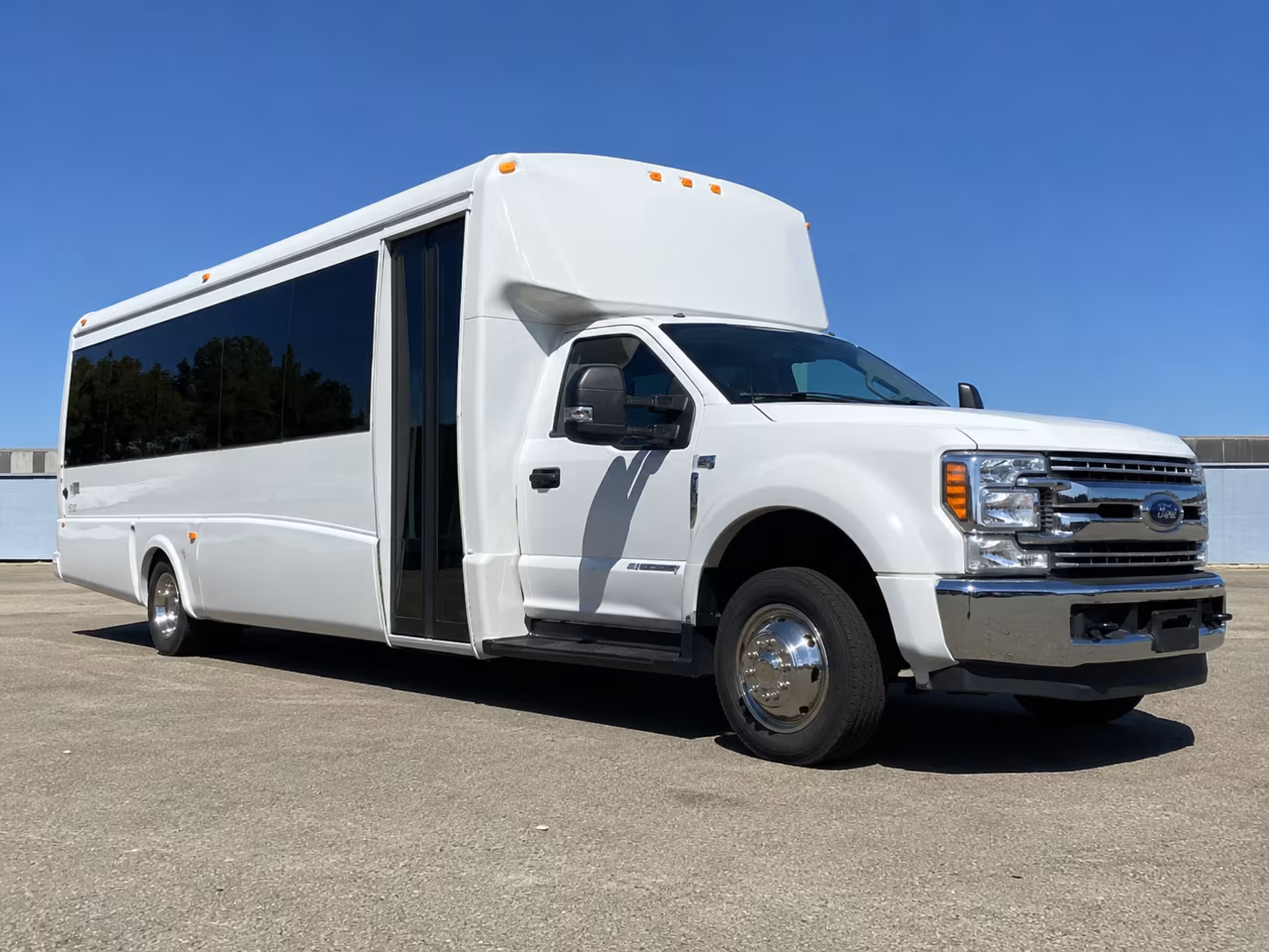 charter buses for museum and science center field trips near revere