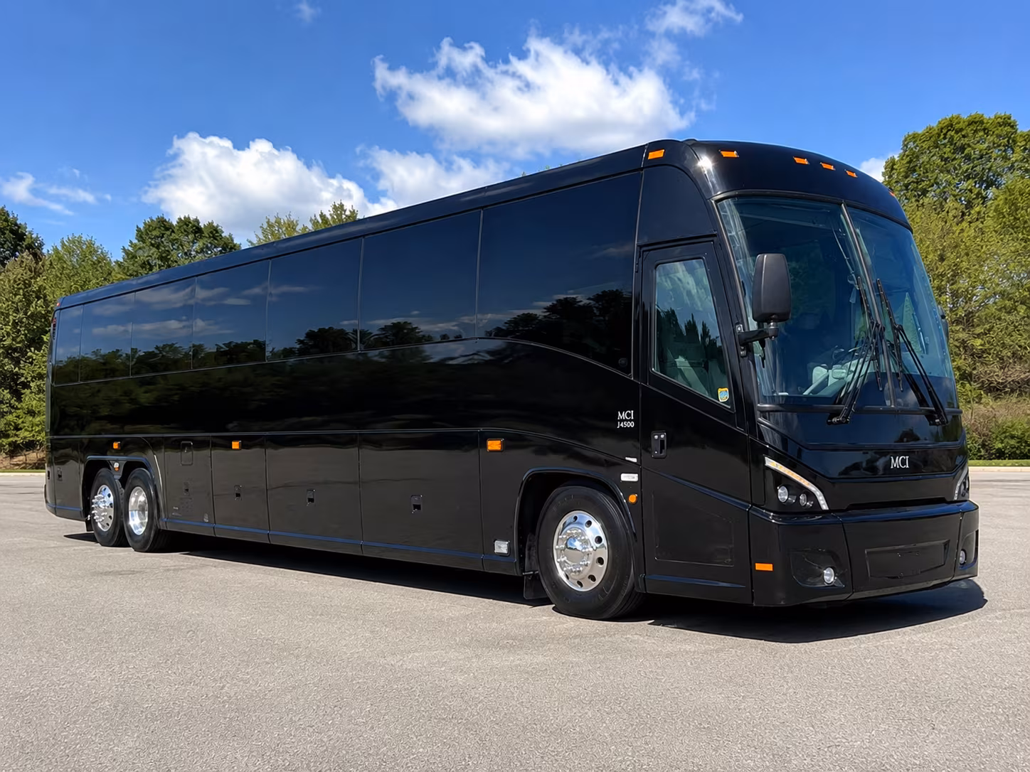 construction group and job site shuttle buses serving revere
