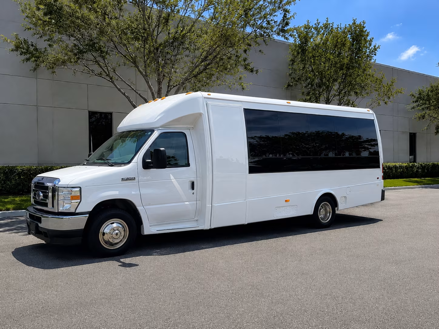 employee shuttle buses for revere commuters and shift workers