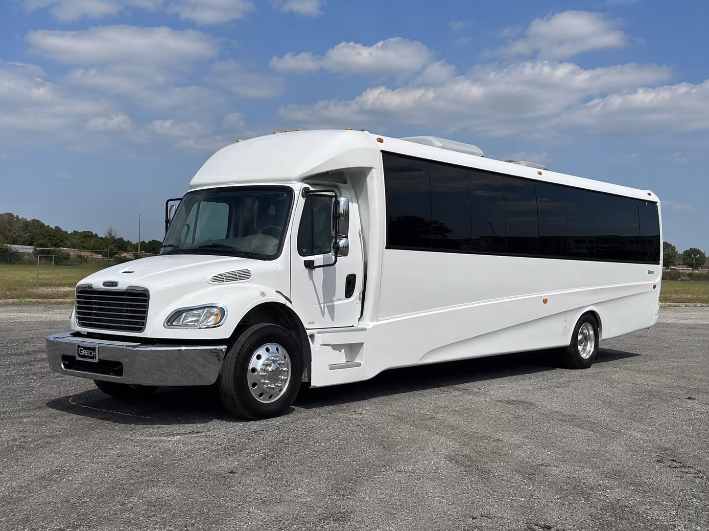 revere 50 passenger party bus